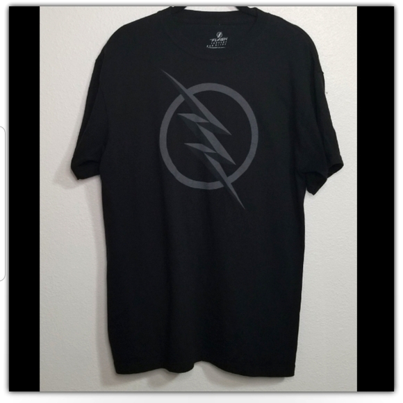 MENS The Flash T-shirt size medium - Picture 1 of 3